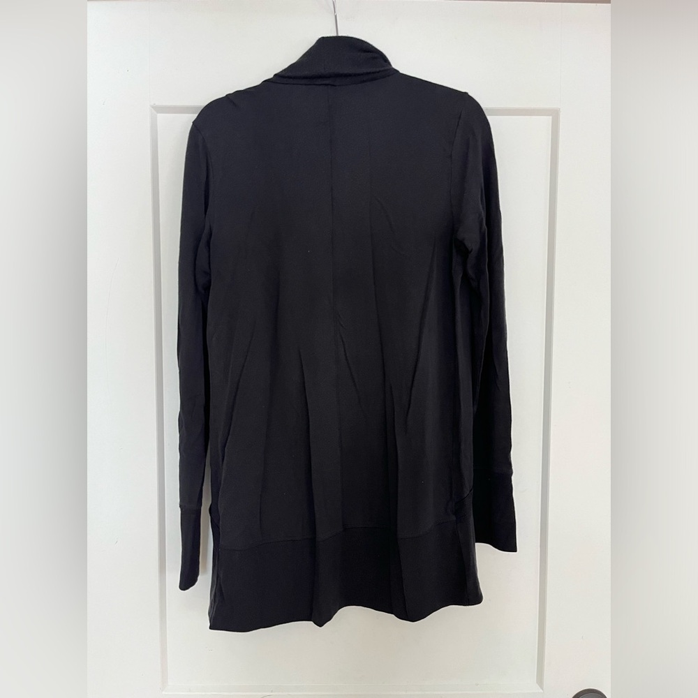 Athleta Pranayama wrap size small - Picture 3 of 6
